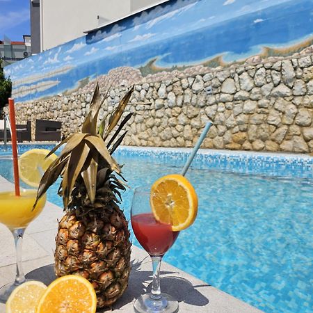 The Golden Grotto Apartments ノヴァリャ エクステリア 写真