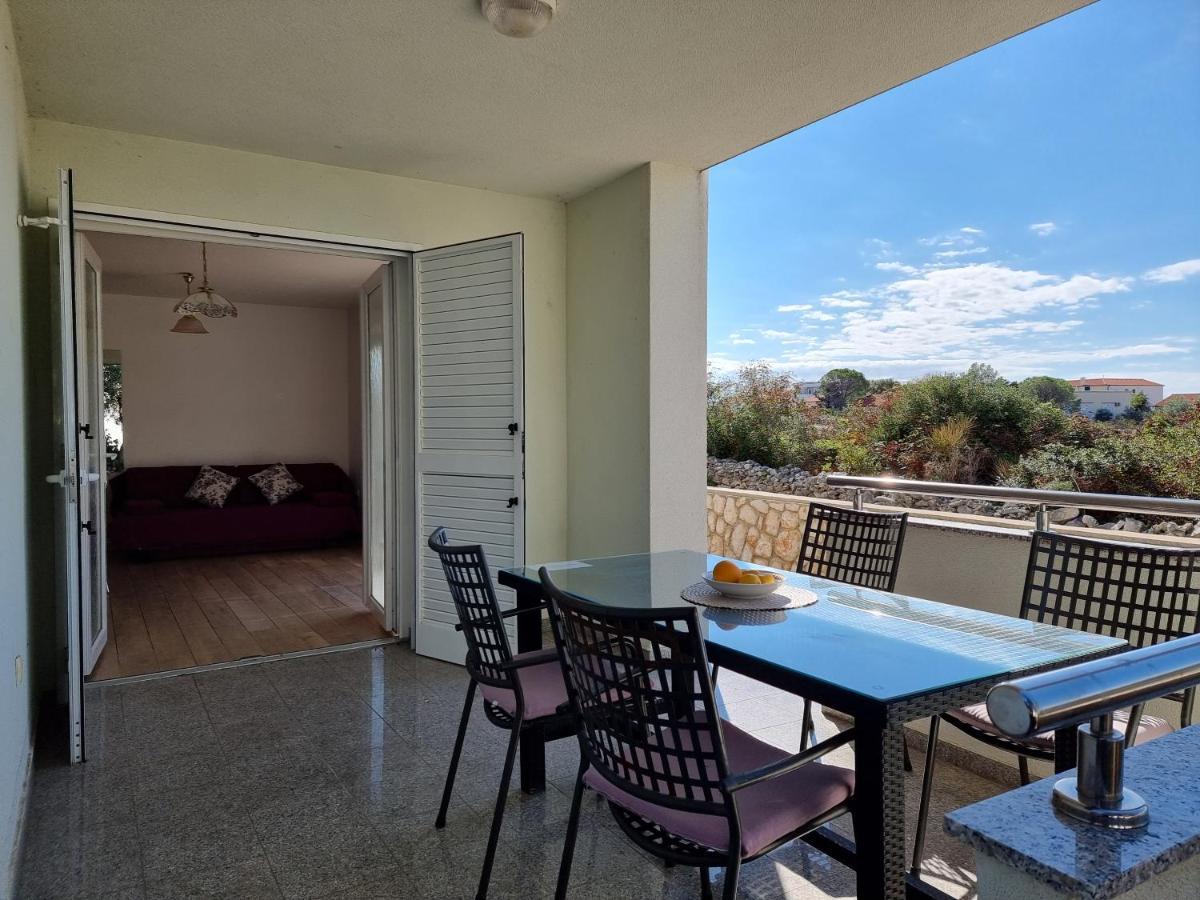 The Golden Grotto Apartments ノヴァリャ エクステリア 写真