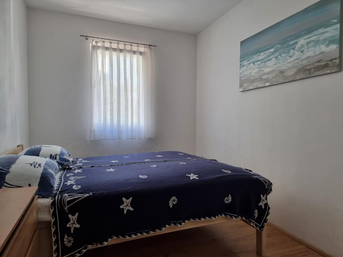 The Golden Grotto Apartments ノヴァリャ エクステリア 写真