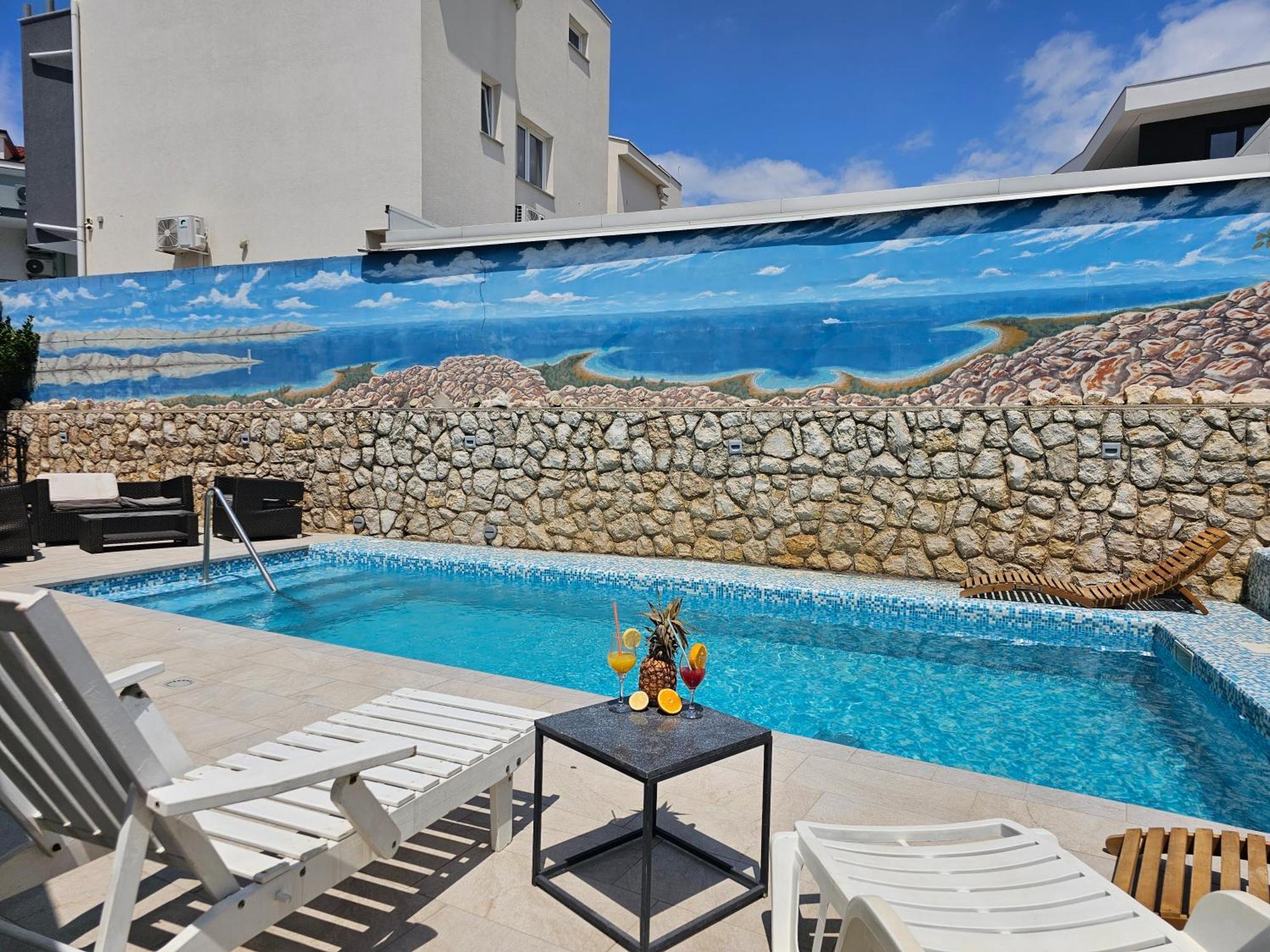 The Golden Grotto Apartments ノヴァリャ エクステリア 写真